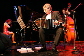 Analia Goldberg-Roberto Alvarez-Manuel Gomez